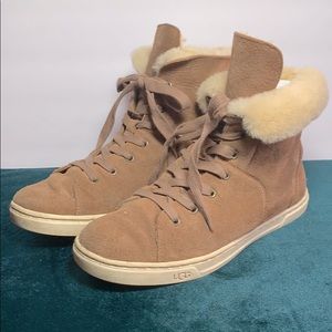 UGG Croft Tan Suede Sheepskin Ankle Sneaker 7M GUC